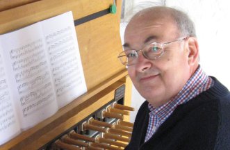 Carillonneur der Extraklasse spielt in Erfurt: Gunther Strothmann aus Kiel ...